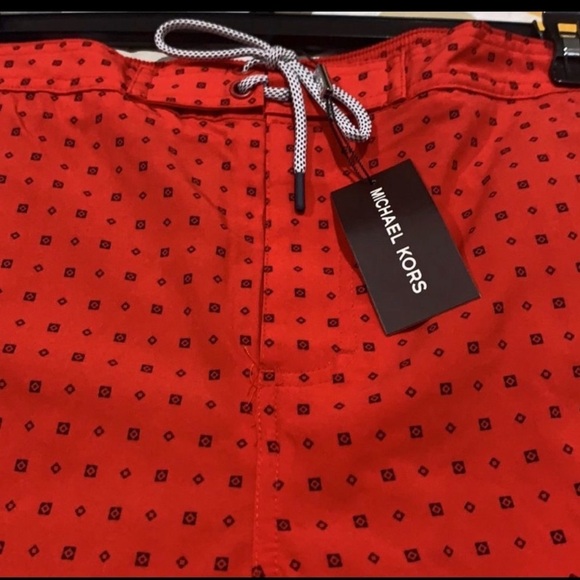 MICHAEL KORS Printed Swim Trunks w/ Tags XL - Picture 7 of 7